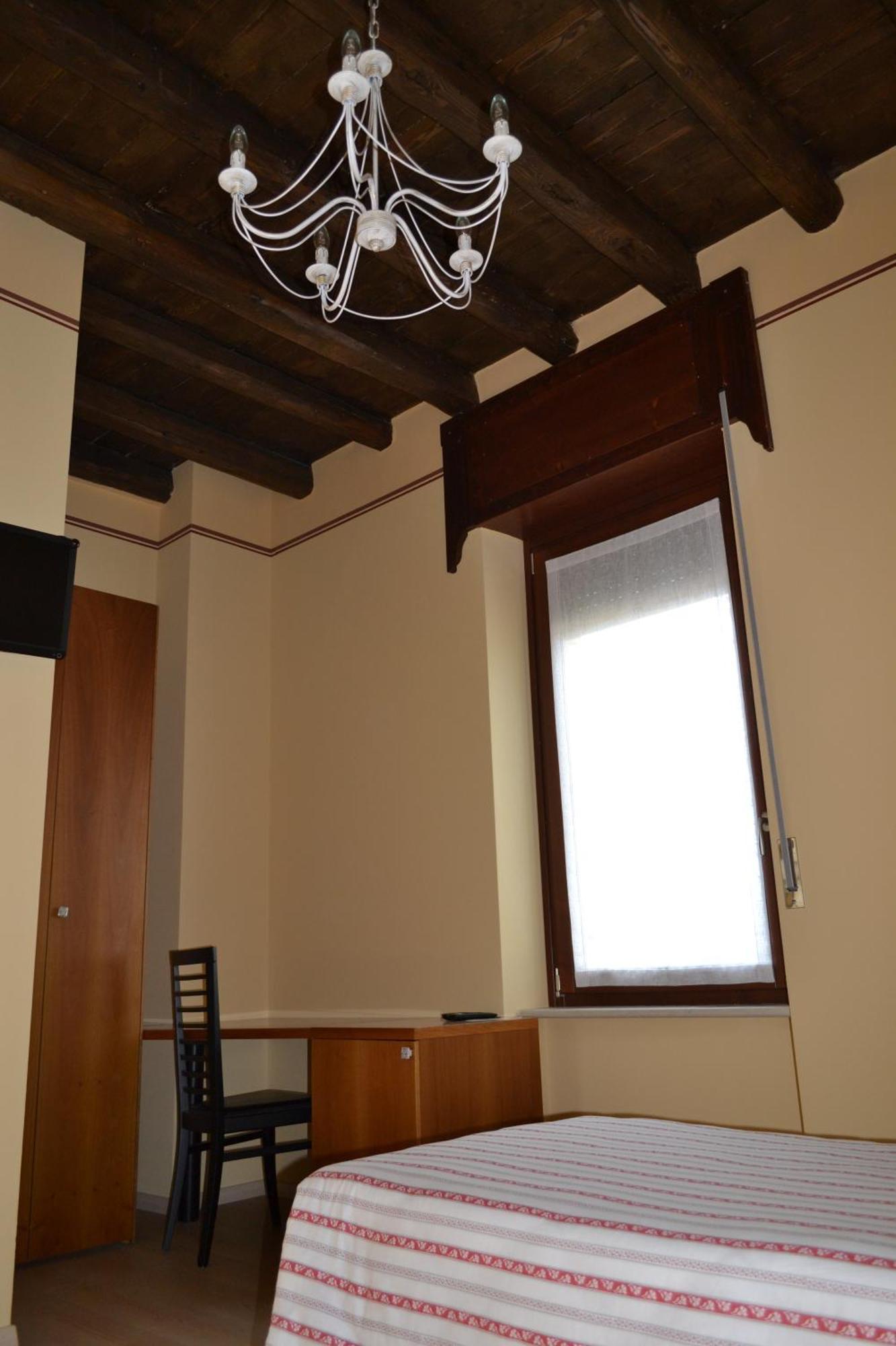 Locanda La Sosta Cavaion Veronese Quarto foto